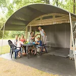 Europe Tents Le Clou Tente de luxe 3*