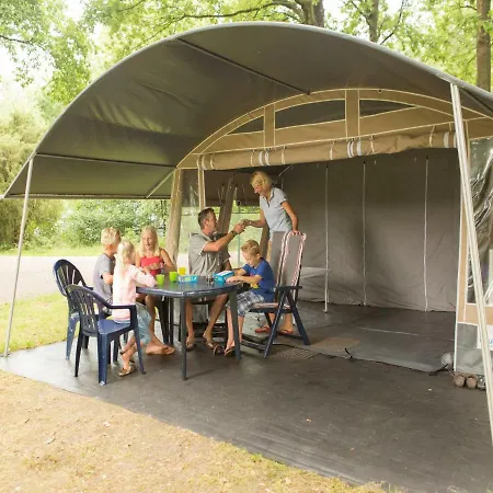 Europe Tents Le Clou 豪华帐篷 3*